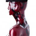 Mannequin femme rouge avec calligraphie arabe en noir et gris - Zahra Luxury