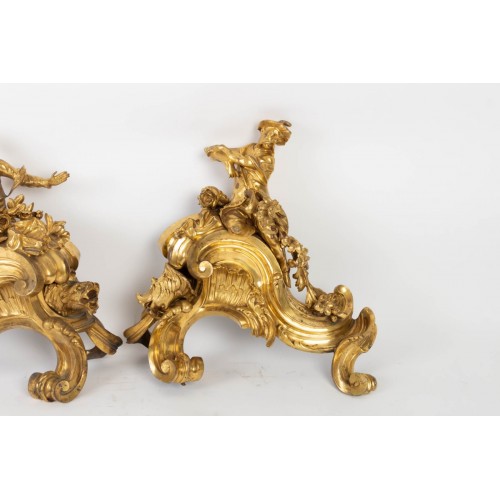 Paire de chenêts en bronze modèle chinois 18e siècle - Galerie Camille Barsac - Zahra Luxury