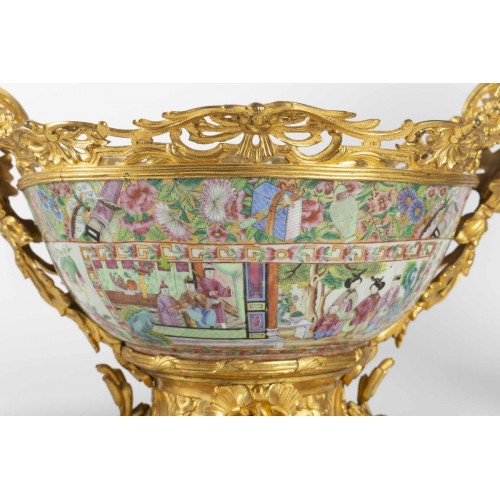 Porcelaine de Canton - Importante garniture de console 19e siècle - Galerie Camille Barsac - Zahra Luxury